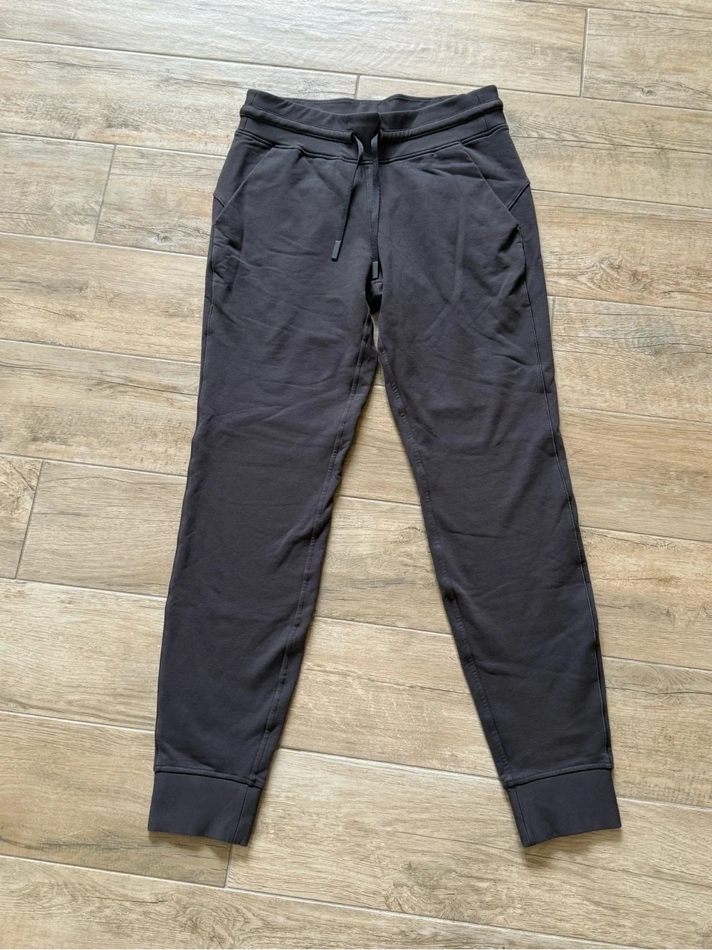 lululemon athletica men’s Charcoal Black Jogger with Drawstring